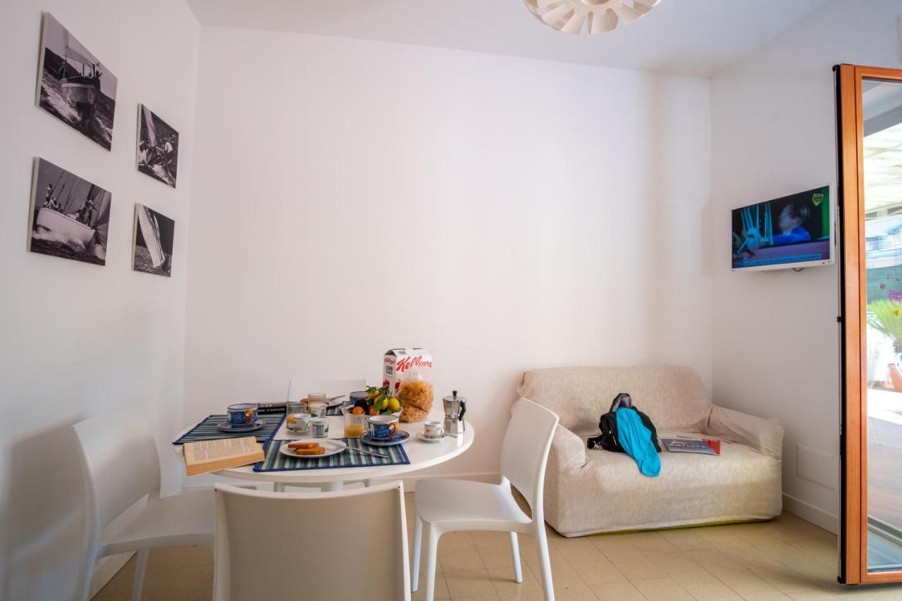 Appartement Bright House à Sorrente Extérieur photo