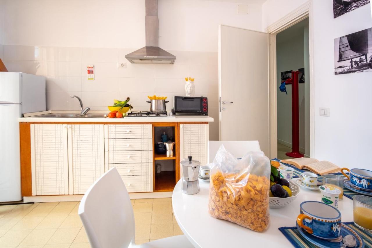 Appartement Bright House à Sorrente Extérieur photo